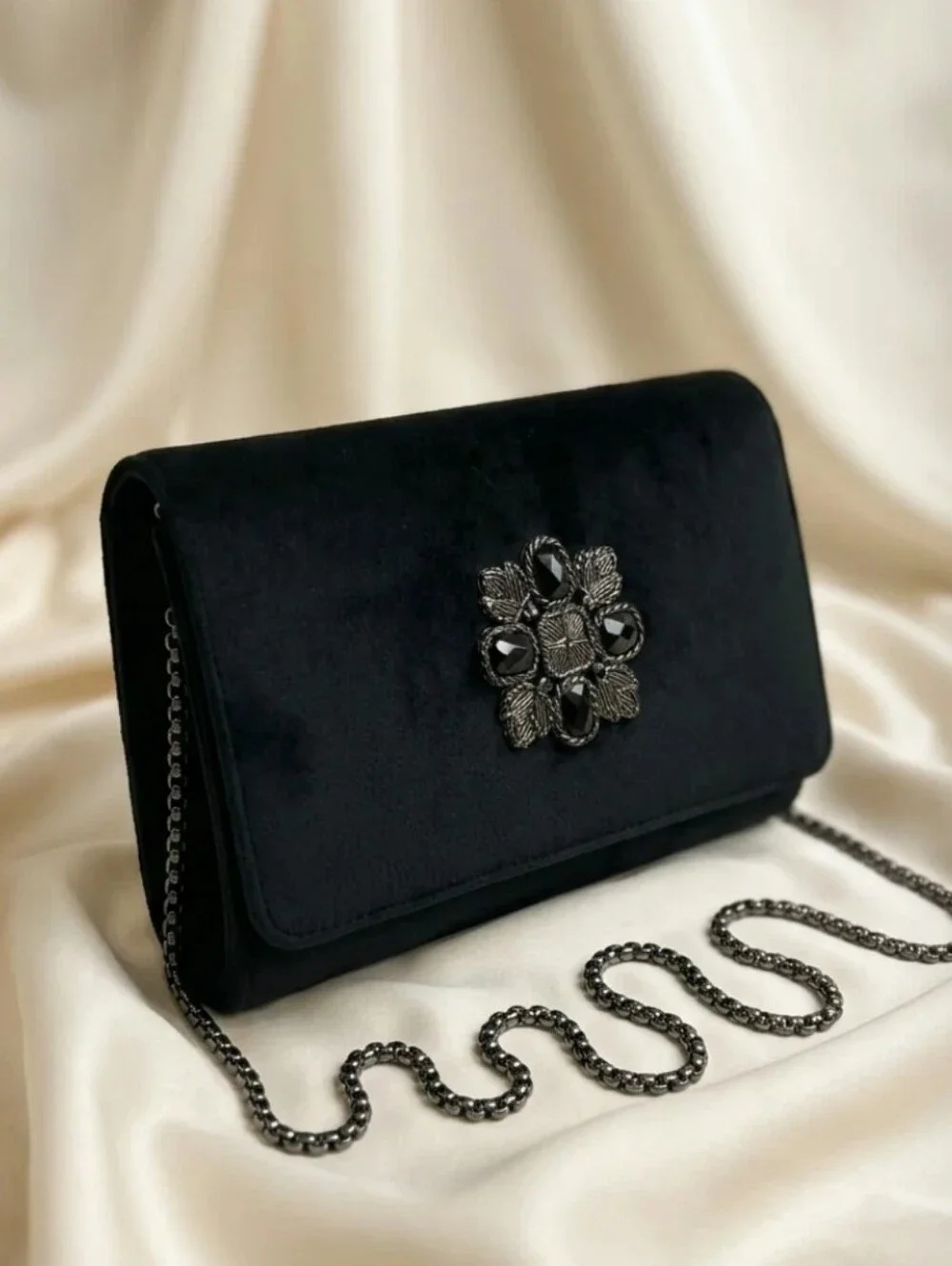 Black Soraya Velvet Classic Clutch – Onyx Stone & Sermeh Embroidery